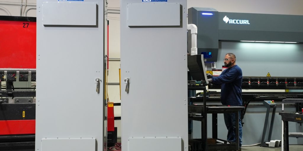 The Role of Switchgear in Ensuring Data Center Uptime